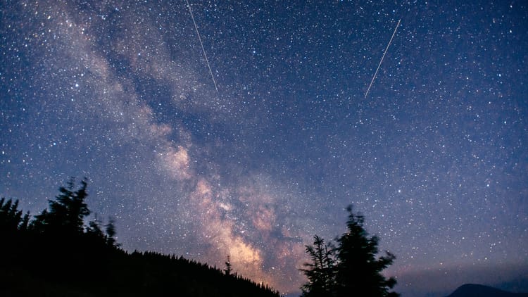 meteor shower in the night sky